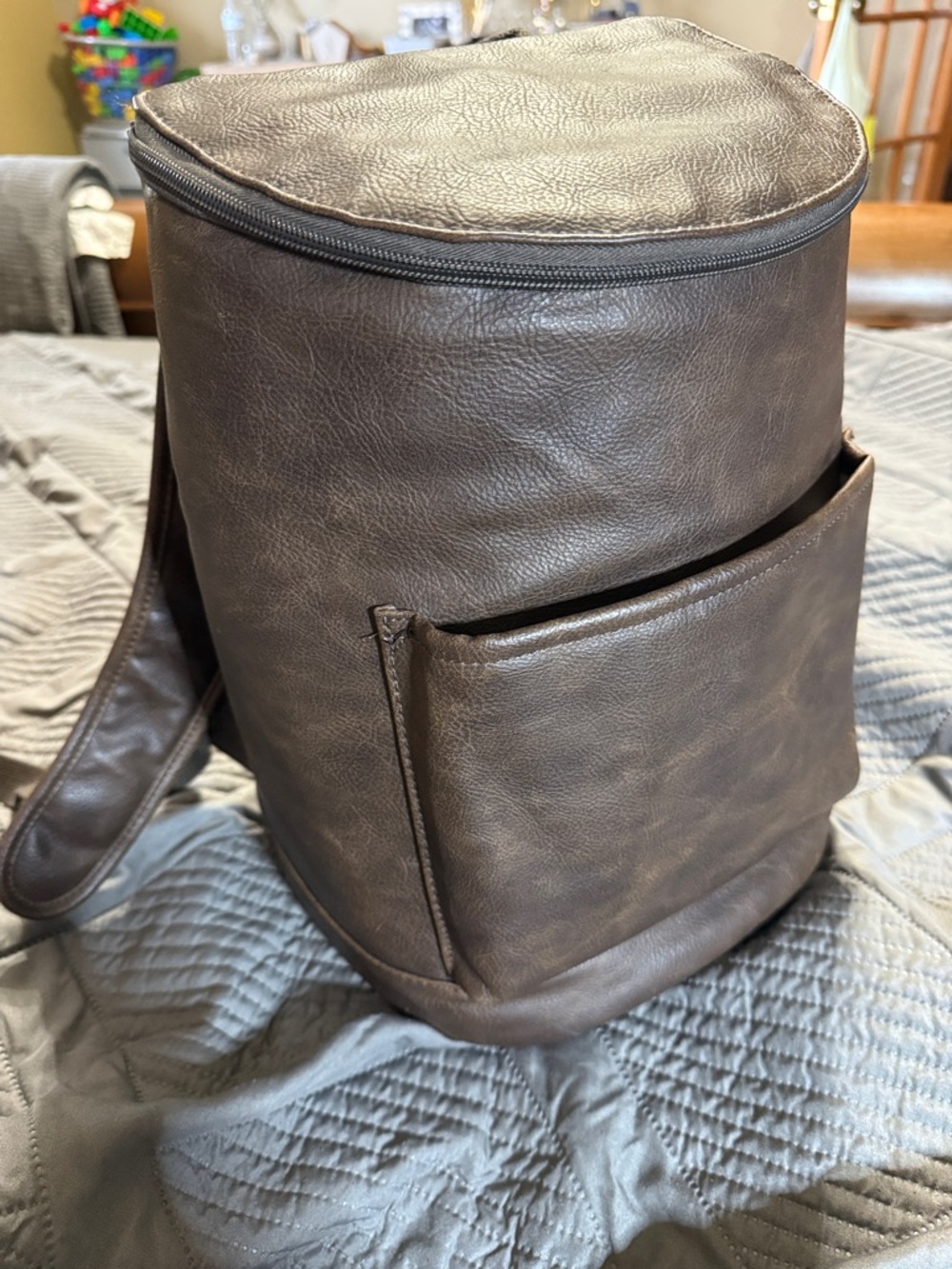 thirty-one Brown Faux Leather backpack cooler Great condition